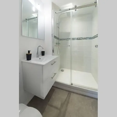 Cosy - Parking - Wifi - Buanderie - Jardin Apartman Breszt